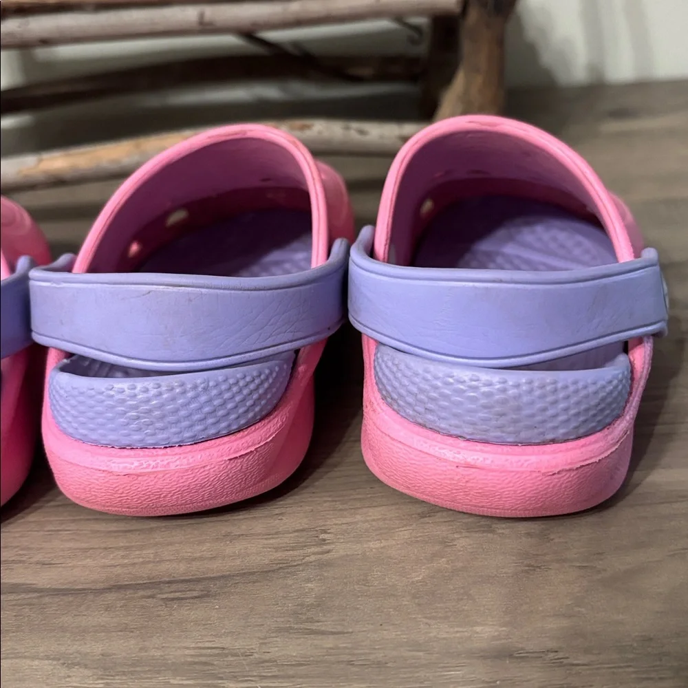 PRE OWNED Toddler Pink & Purple Clogs 150 MM CONVERTS TYPICALLY TO 7.5-8